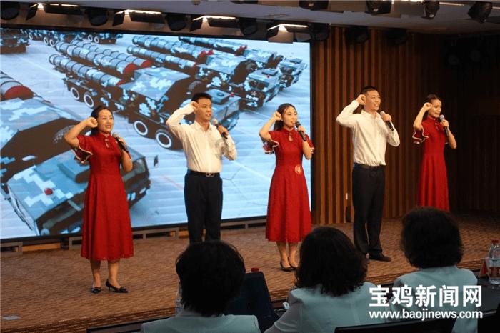 外星球体进黑洞